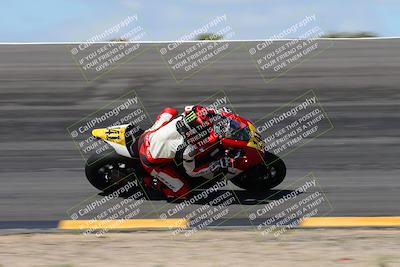 media/Apr-05-2024-Apex Assassins-CVMA Friday Practice (Fri) [[ee2ef04f2b]]/3-Racer 2/Session 3 (Bowl Speed Pans)/